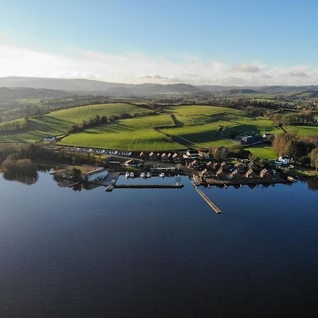 Tullybay Holiday Lodges Enniskillen Exteriör bild
