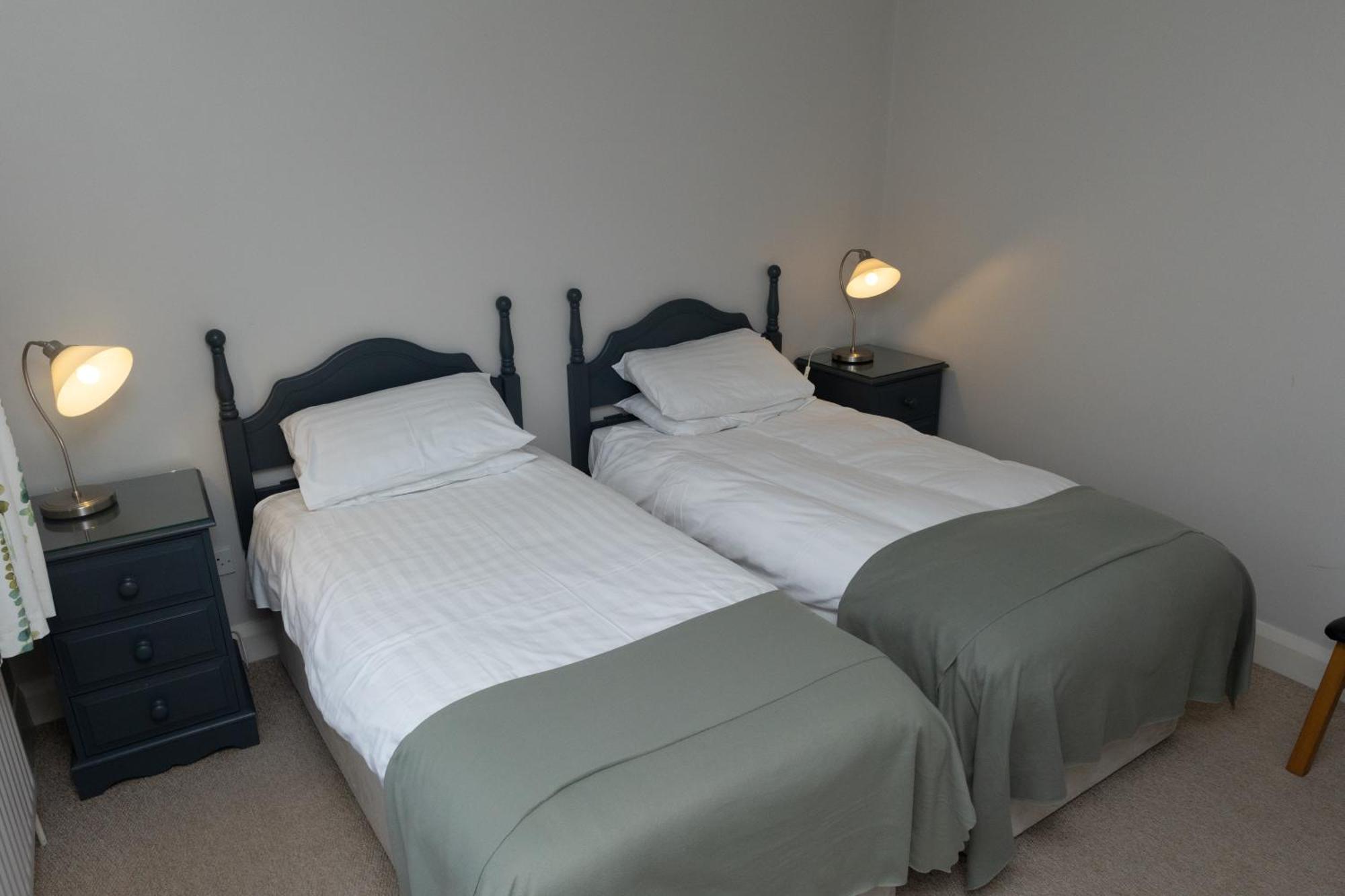 Tullybay Holiday Lodges Enniskillen Exteriör bild